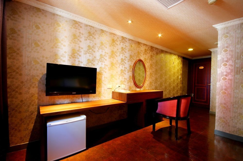 Golden Home Hotel Taipei Dış mekan fotoğraf
